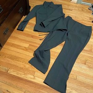 Womens business suit Guess